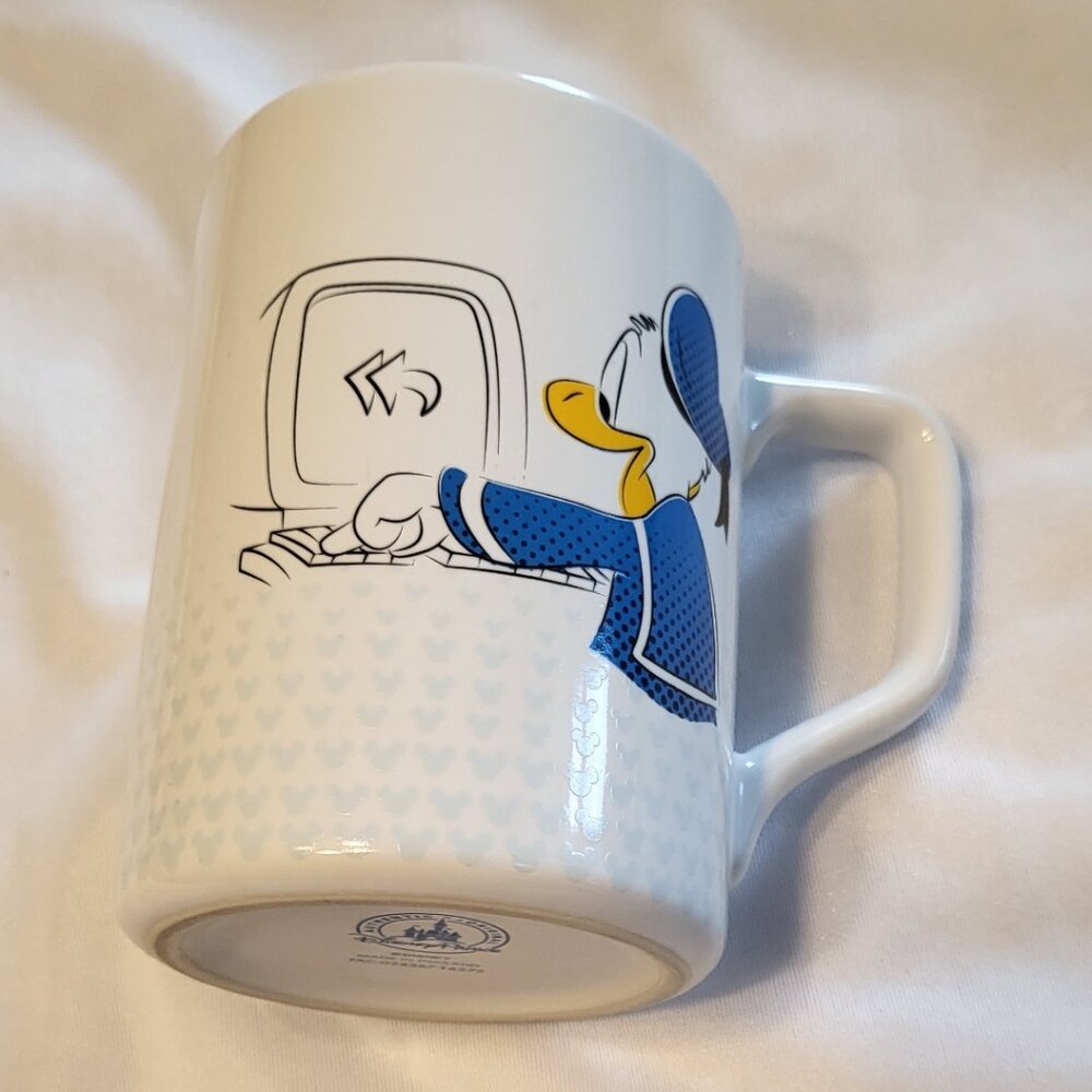 Disney Donald Duck Novelty Mug Humor Go Ahead It's Friday Reply All Cup